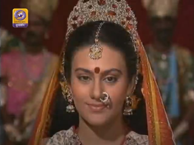 Dipika Chikhlia as Sita. Dipika Chikhlia as Sita.