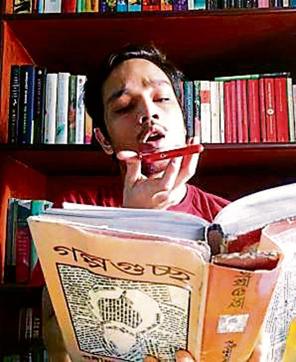 Aritra Basu and a friend do dramatised readings of one short story a week, and learn from viewer feedback. Aritra Basu and a friend do dramatised readings of one short story a week, and learn from viewer feedback.
