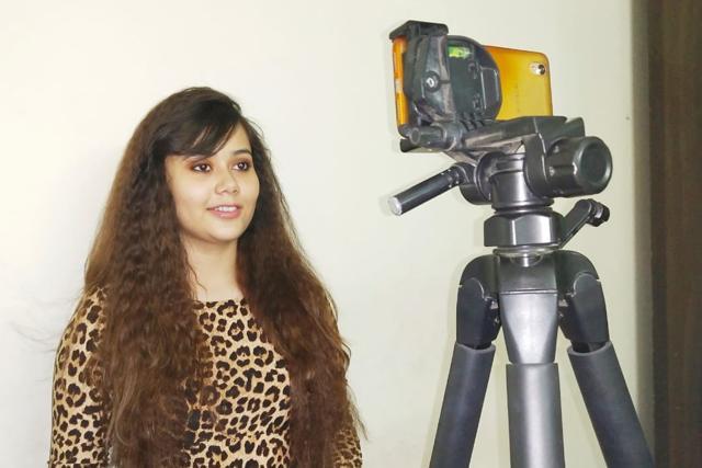 An actor by profession, HarmanpreetKaur is now working on beauty videos for YouTube. An actor by profession, HarmanpreetKaur is now working on beauty videos for YouTube.