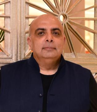 Designer Tarun Tahiliani is of the opinion that the excess associated with the flapper era won’t make a comeback and that is the whole point of this period (File Photo: Sarang Gupta) Designer Tarun Tahiliani is of the opinion that the excess associated with the flapper era won’t make a comeback and that is the whole point of this period (File Photo: Sarang Gupta)