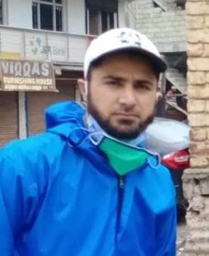 Zubair Ahmad Dar was shocked when he saw a social media post by a doctor in March saying that shortage of protective gear was putting their and patients’ lives in danger. Zubair Ahmad Dar was shocked when he saw a social media post by a doctor in March saying that shortage of protective gear was putting their and patients’ lives in danger.