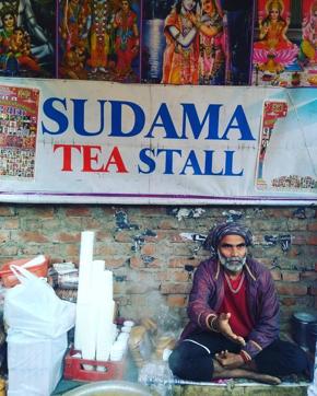 Sudama Prasad of Sudama Tea Stall near Ramjas College before the lockdown. (Photo: Instagram)