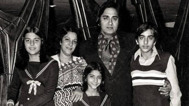 Sunil Dutt and Nargis with daughters Namrata, Priya and son Sanjay Dutt. Sunil Dutt and Nargis with daughters Namrata, Priya and son Sanjay Dutt.