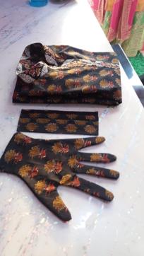 Some boutiques have also started stitching matching gloves with attires.