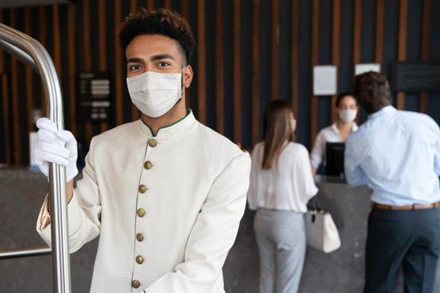 Hotel staff has been playing different roles to be able to serve guests even during the pandemic. (Photo: iStock (For representational purpose only)) Hotel staff has been playing different roles to be able to serve guests even during the pandemic. (Photo: iStock (For representational purpose only))