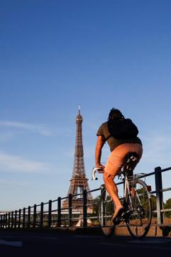 A man rides a bicycle near the Eiffel Tower during a warm and sunny day in Paris as a heatwave hits France, June 24, 2020. (REUTERS) A man rides a bicycle near the Eiffel Tower during a warm and sunny day in Paris as a heatwave hits France, June 24, 2020. (REUTERS)