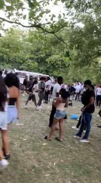 People gather at an illegal rave in Streatham, London, Britain, June 25, 2020 in this still image taken from a video obtained on social media. (TWITTER/@GORAN71913876) People gather at an illegal rave in Streatham, London, Britain, June 25, 2020 in this still image taken from a video obtained on social media. (TWITTER/@GORAN71913876)