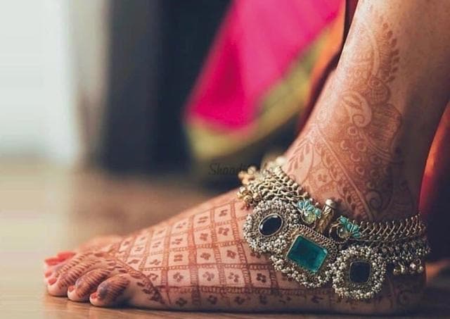The payal is a representation of the power men hold over women The payal is a representation of the power men hold over women 