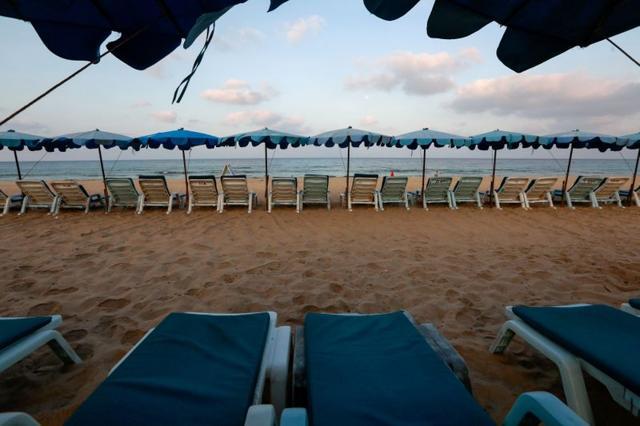 FILE PHOTO: Empty chairs are seen on a beach which is usually full of tourists, amid fear of coronavirus in Phuket, Thailand March 11, 2020. (REUTERS) FILE PHOTO: Empty chairs are seen on a beach which is usually full of tourists, amid fear of coronavirus in Phuket, Thailand March 11, 2020. (REUTERS)