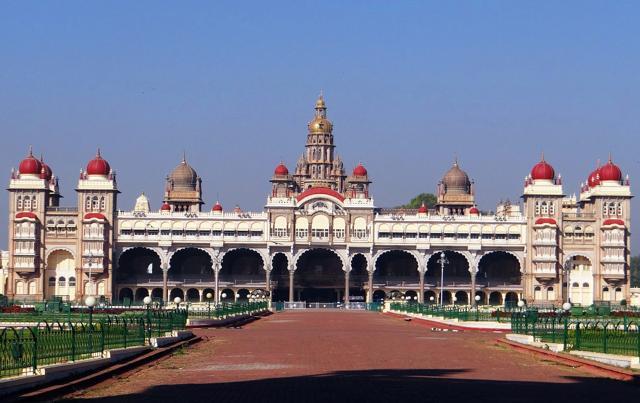 Mysore Palace (Pixabay ) Mysore Palace (Pixabay )