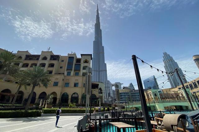FILE PHOTO: People walk outside Dubai mall after the UAE government eased a curfew and allowed stores to open, following the outbreak of the coronavirus disease (COVID-19) in Dubai, United Arab Emirates May 3, 2020. (REUTERS) FILE PHOTO: People walk outside Dubai mall after the UAE government eased a curfew and allowed stores to open, following the outbreak of the coronavirus disease (COVID-19) in Dubai, United Arab Emirates May 3, 2020. (REUTERS)