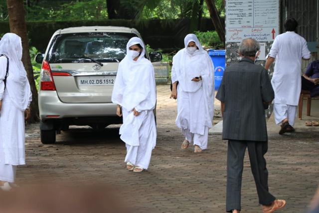 Jagdeep’s family members at the funeral. Jagdeep’s family members at the funeral.