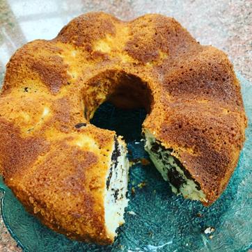Author Rakshanda Jalil recently shared this picture of bundt cake, in one of her Facebook stories. (Photo: Facebook) Author Rakshanda Jalil recently shared this picture of bundt cake, in one of her Facebook stories. (Photo: Facebook)