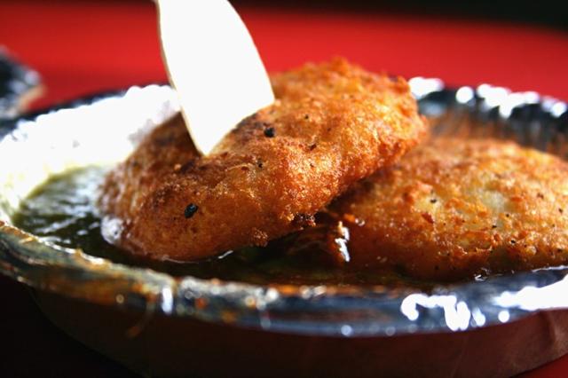 Aloo ki Tikki is the desi version of hash browns. Aloo ki Tikki is the desi version of hash browns.