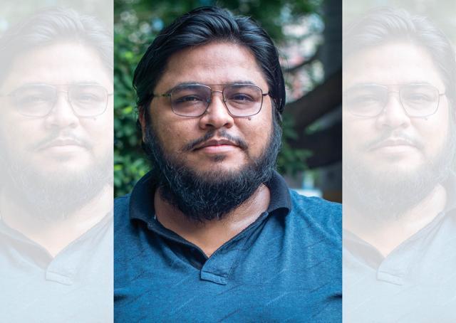 Tarun Wadhwa, 37, has worked on over 1,000 live TV shows in a span of five years Tarun Wadhwa, 37, has worked on over 1,000 live TV shows in a span of five years