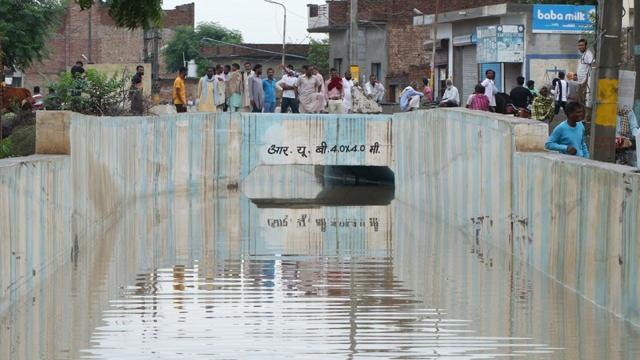 The railway under bridge at Amarpura basti after heavy rain in Bathinda on Tuesday morning. (Sanjeev Kumar/HT) The railway under bridge at Amarpura basti after heavy rain in Bathinda on Tuesday morning. (Sanjeev Kumar/HT)
