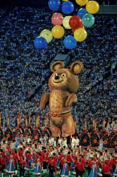 The Olympic mascot Bear Misha at Moscow 1980 Summer Olympic Games on August 3, 1980. (REUTERS/Sergei Kivrin/Files/File Photo)
