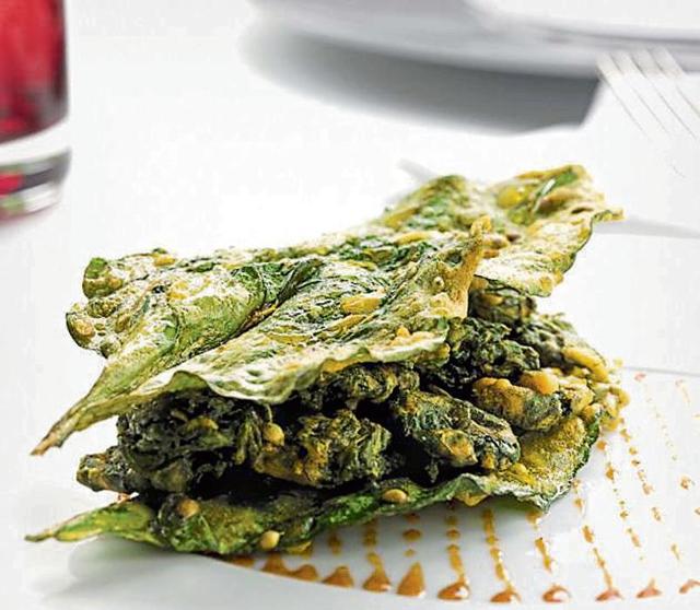 Palak Patta Chaat. Palak Patta Chaat.