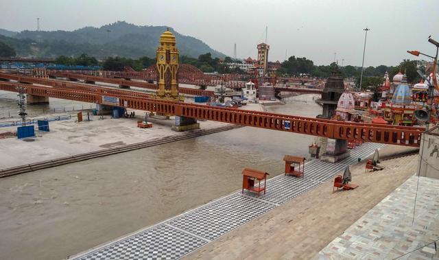 Haridwar: Har Ki Pauri Ghat wears a deserted look during 'Somvati Amavasya' on the third Monday of the Hindu 'Sawan' month, amid the ongoing COVID-19 lockdown, in Haridwar, Monday, July 20, 2020. (PTI) Haridwar: Har Ki Pauri Ghat wears a deserted look during 'Somvati Amavasya' on the third Monday of the Hindu 'Sawan' month, amid the ongoing COVID-19 lockdown, in Haridwar, Monday, July 20, 2020. (PTI)