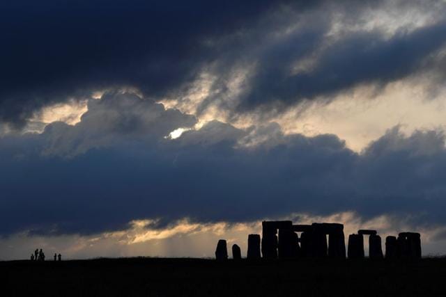 FILE PHOTO: Security officers patrol around the perimeter of Stonehenge stone circle during sunset, where official Summer Solstice celebrations were cancelled due to the spread of the coronavirus disease (COVID-19), near Amesbury, Britain June 20, 2020. (REUTERS) FILE PHOTO: Security officers patrol around the perimeter of Stonehenge stone circle during sunset, where official Summer Solstice celebrations were cancelled due to the spread of the coronavirus disease (COVID-19), near Amesbury, Britain June 20, 2020. (REUTERS)