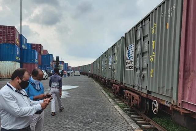 The first container train carrying FMCG products and other items arrived at the Benapole railways station of Bangladesh on Sunday The first container train carrying FMCG products and other items arrived at the Benapole railways station of Bangladesh on Sunday