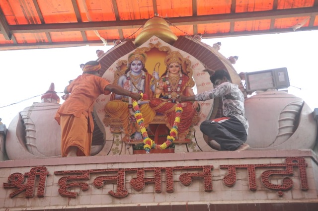 The PM will also visit the Hanuman Garhi temple during his Ayodhya visit. (HT Photo ) The PM will also visit the Hanuman Garhi temple during his Ayodhya visit. (HT Photo )