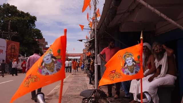Streets of the temple town are decked up ahead Wednesday’s momentous bhooman pujan ceremony. (Vipin Kumar /HT) Streets of the temple town are decked up ahead Wednesday’s momentous bhooman pujan ceremony. (Vipin Kumar /HT)