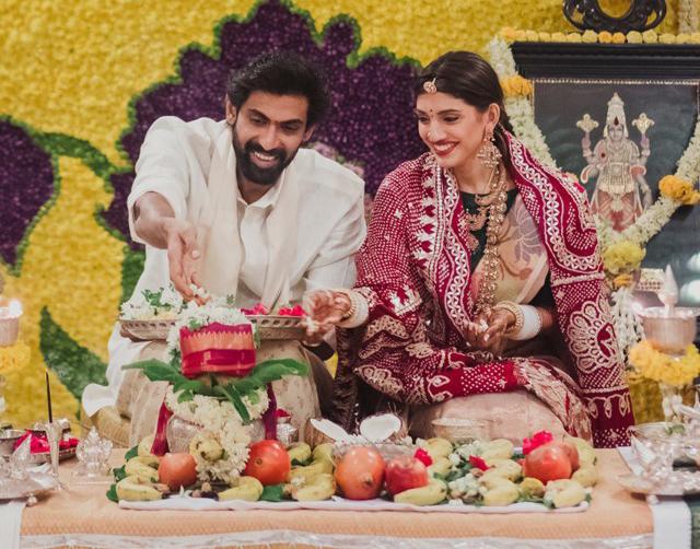 Rana Daggubat and Miheeka Bajaj perform Satyanarayan puja. Rana Daggubat and Miheeka Bajaj perform Satyanarayan puja.