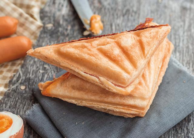 In the heyday of the toastie, most sandwiches were made from industrial bread (Shutterstock)