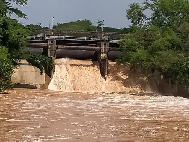 One of the floodgates of Sukhna Lake (Keshav Singh) One of the floodgates of Sukhna Lake (Keshav Singh)