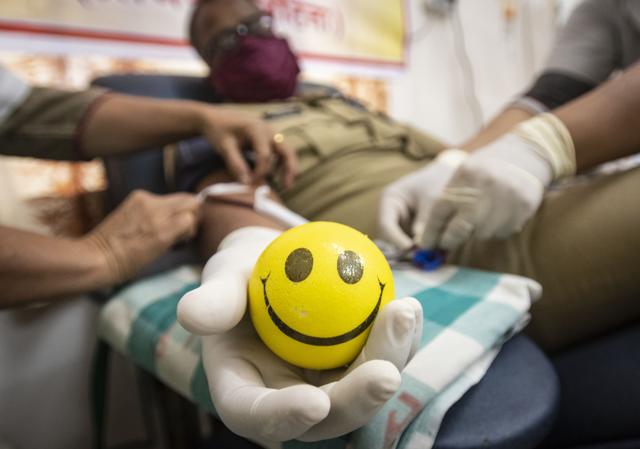 Plasma donation centres across the country, such as this one in Pune, have been encouraging people to donate after they recover from Covid-19. (PHOTO: Pratham Gokhale/HT) Plasma donation centres across the country, such as this one in Pune, have been encouraging people to donate after they recover from Covid-19. (PHOTO: Pratham Gokhale/HT)
