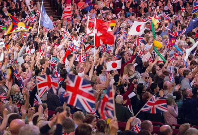 FILE PHOTO: Revellers wave flags during the last night of the BBC Proms festival of classical music at the Royal Albert Hall in London, Britain September 12, 2015. (REUTERS) FILE PHOTO: Revellers wave flags during the last night of the BBC Proms festival of classical music at the Royal Albert Hall in London, Britain September 12, 2015. (REUTERS)