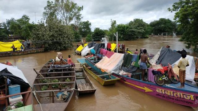 Huge damage has been caused due to floods. (HT photo) Huge damage has been caused due to floods. (HT photo)