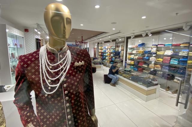 Mall road