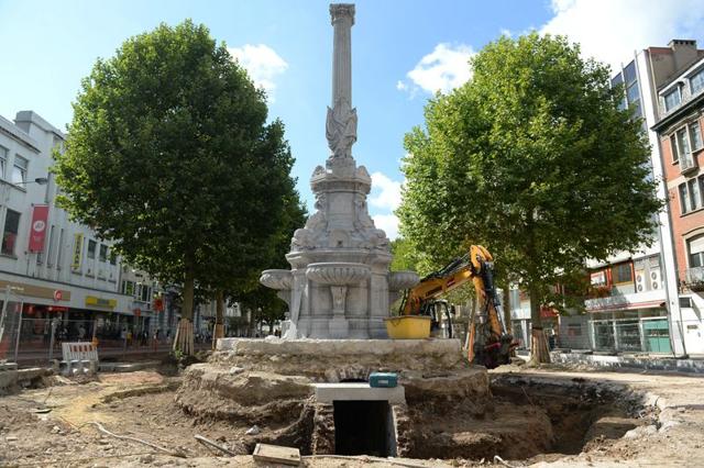 The fountain in Verviers, Belgium where a small zinc casket containing the heart of Pierre David, the city's first official mayor. (REUTERS) The fountain in Verviers, Belgium where a small zinc casket containing the heart of Pierre David, the city's first official mayor. (REUTERS)