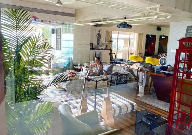 Sussanne Khan at Hrithik Roshan’s house during lockdown. Sussanne Khan at Hrithik Roshan’s house during lockdown.