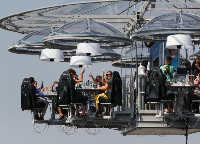A nine tons structure that can accommodate a total of thirty two guests n Brussels, Belgium. (REUTERS) A nine tons structure that can accommodate a total of thirty two guests n Brussels, Belgium. (REUTERS)