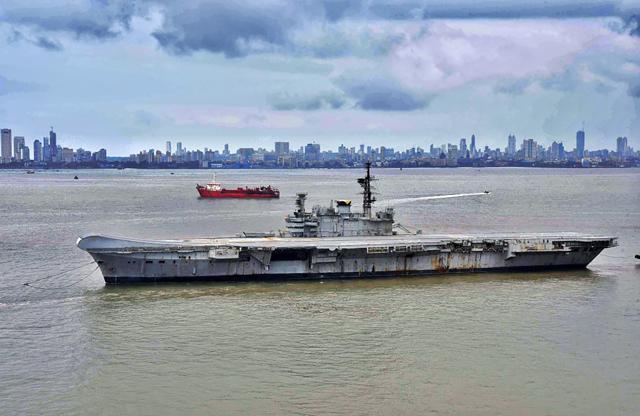 Mumbai: INS Viraat on its way to Alang in Gujarat, where it will be dismantled and sold as scrap, in Mumbai, Saturday, Sept. 19, 2020. The naval ship has served the Indian Navy for 30 years before being decommissioned three years ago. (PTI Photo)(PTI19-09-2020_000173B) (PTI) Mumbai: INS Viraat on its way to Alang in Gujarat, where it will be dismantled and sold as scrap, in Mumbai, Saturday, Sept. 19, 2020. The naval ship has served the Indian Navy for 30 years before being decommissioned three years ago. (PTI Photo)(PTI19-09-2020_000173B) (PTI)