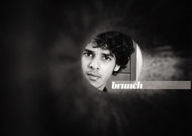 Ishaan calls this a ‘jugaadu’ shot which he took, through a foam roller using a self-timer (Ishaan Khatter) Ishaan calls this a ‘jugaadu’ shot which he took, through a foam roller using a self-timer (Ishaan Khatter)