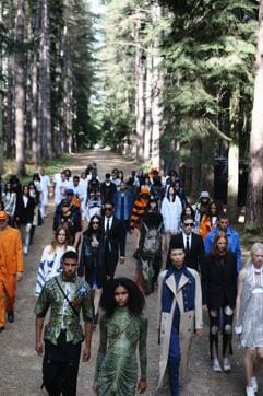 Models present creations from the Burberry Spring/Summer 2021 Collection during the London Fashion Week, amid the coronavirus disease (COVID-19) outbreak, in an undisclosed location, Britain, September 17, 2020. (via REUTERS) Models present creations from the Burberry Spring/Summer 2021 Collection during the London Fashion Week, amid the coronavirus disease (COVID-19) outbreak, in an undisclosed location, Britain, September 17, 2020. (via REUTERS)