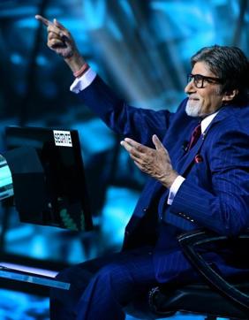 Amitabh Bachchan on sets of KBC 12. Amitabh Bachchan on sets of KBC 12.