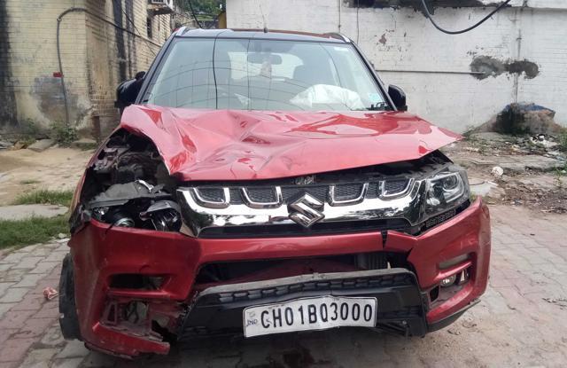 The SUV that hit the victim’s scooter was impounded by the police. (Keshav Singh/HT) The SUV that hit the victim’s scooter was impounded by the police. (Keshav Singh/HT)