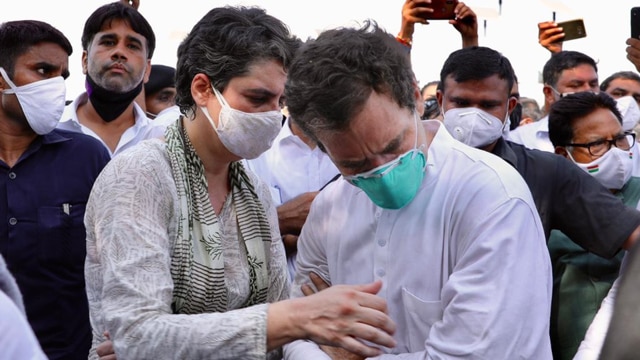 Rahul Gandhi, his sister Priyanka were detained by the Uttar Pradesh police on Thursday near Yamuna Expressway (Hindustan)