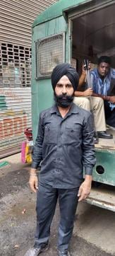 The photo clicked right before the man was escorted to the police station. (@WBPolice) The photo clicked right before the man was escorted to the police station. (@WBPolice)