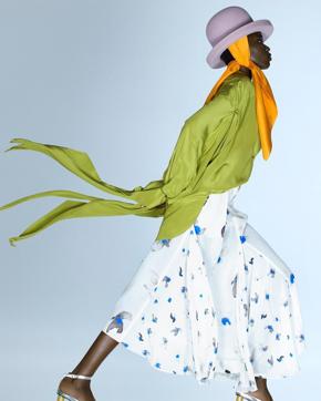 Bucket hat wrapped with a scarf from Nina Ricci (Instagram)