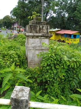 The Spanish flu memorial in village Raia before it was restored. (HT photo) The Spanish flu memorial in village Raia before it was restored. (HT photo)