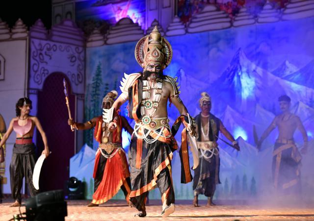 Artistes performing during Ramlila in 2019. (Photo: Sonu Mehta/HT ) Artistes performing during Ramlila in 2019. (Photo: Sonu Mehta/HT )