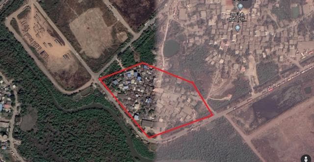 A satellite image of the village (located near the creek) and debris dumping on adjacent plots. A satellite image of the village (located near the creek) and debris dumping on adjacent plots.