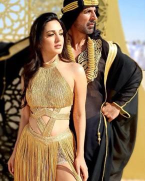 Kiara Advani and Akshay Kumar in Laxmmi Bomb. (Instagram) Kiara Advani and Akshay Kumar in Laxmmi Bomb. (Instagram)