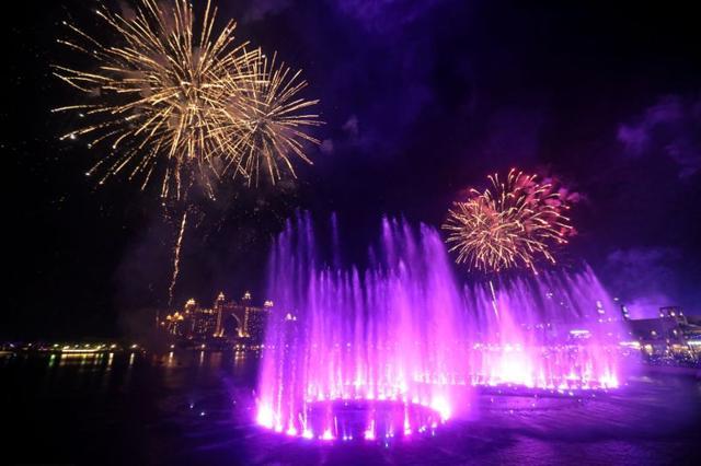A view shows a new fountain during a ceremony at the Palm Jumeirah. (REUTERS) A view shows a new fountain during a ceremony at the Palm Jumeirah. (REUTERS)